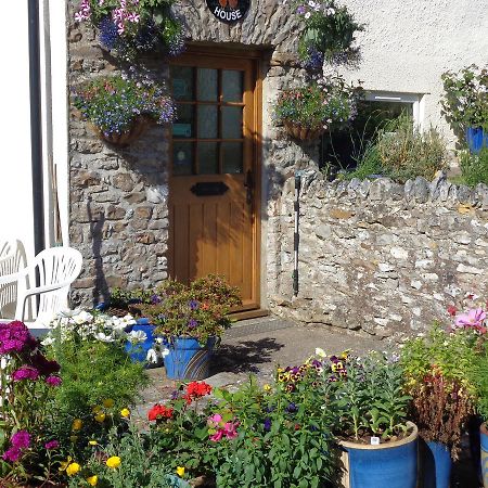 Lodge House B&B Buckland St Mary Buitenkant foto